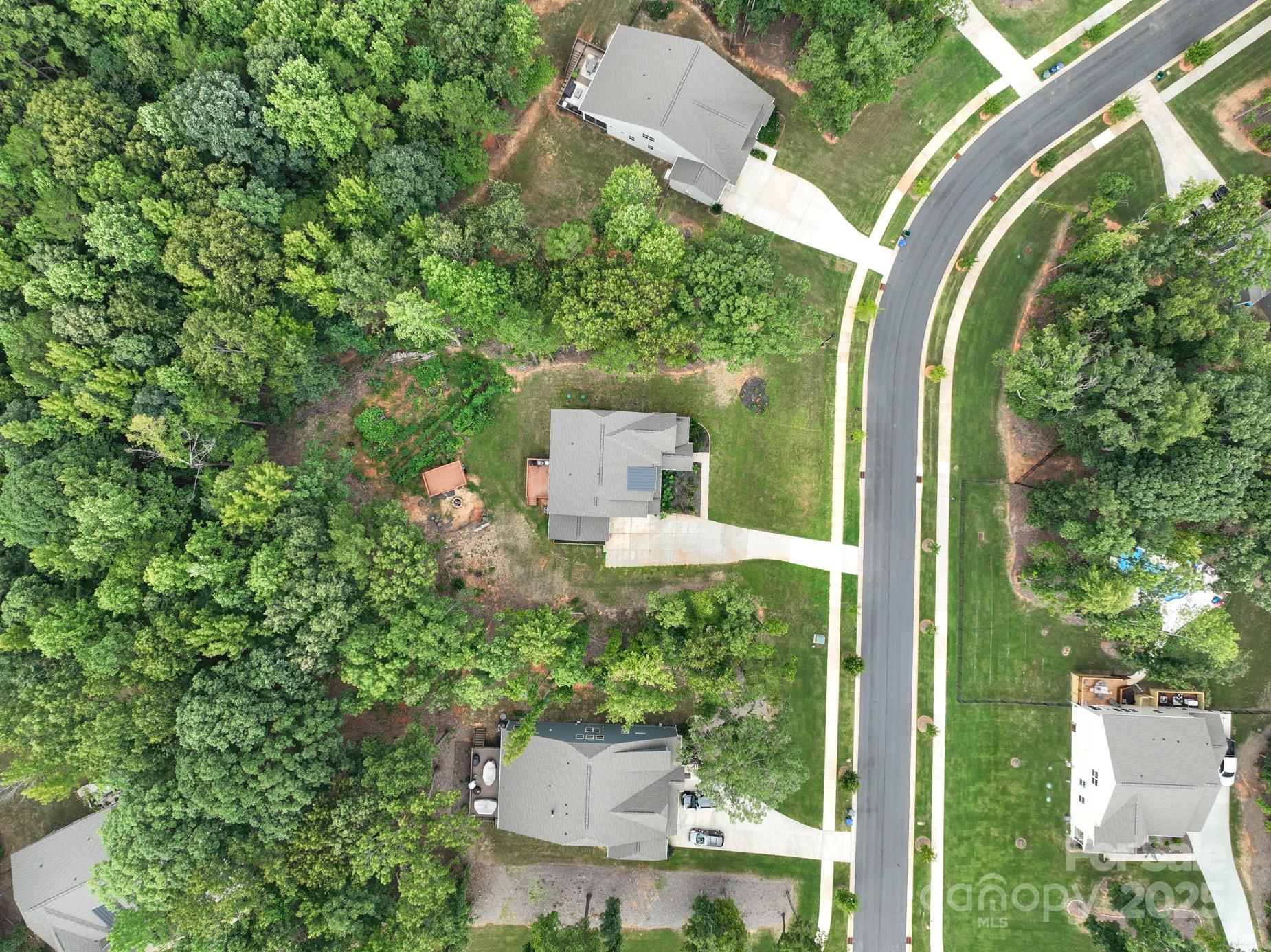 The Estates at Arlington Woods - Residential