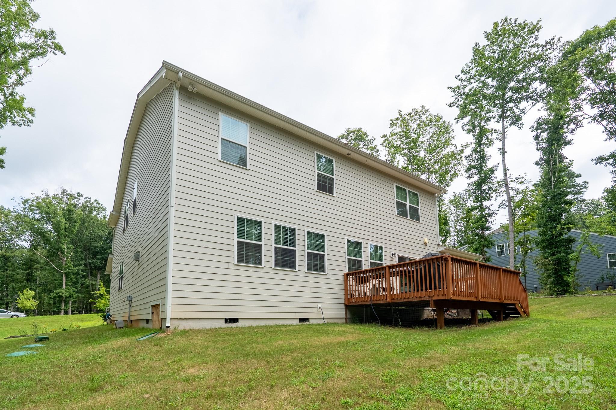 The Estates at Arlington Woods - Residential