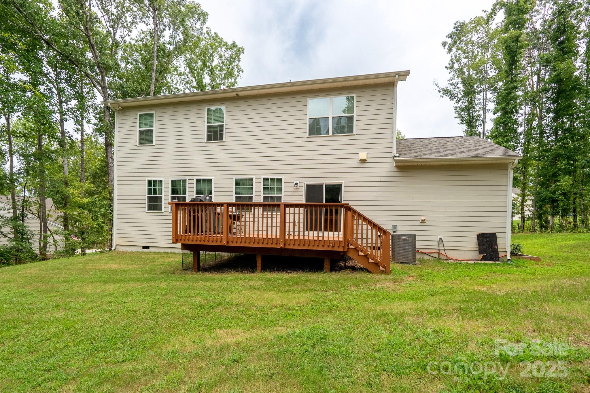 The Estates at Arlington Woods - Residential