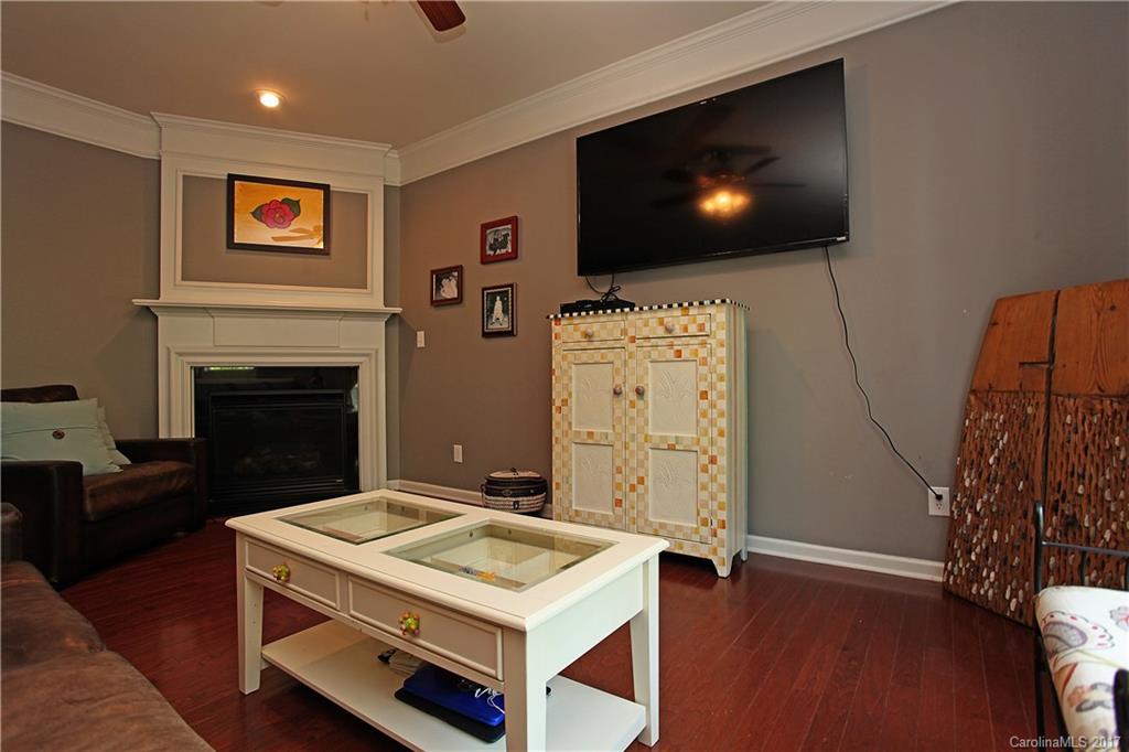 Baxter Village - Residential Lease