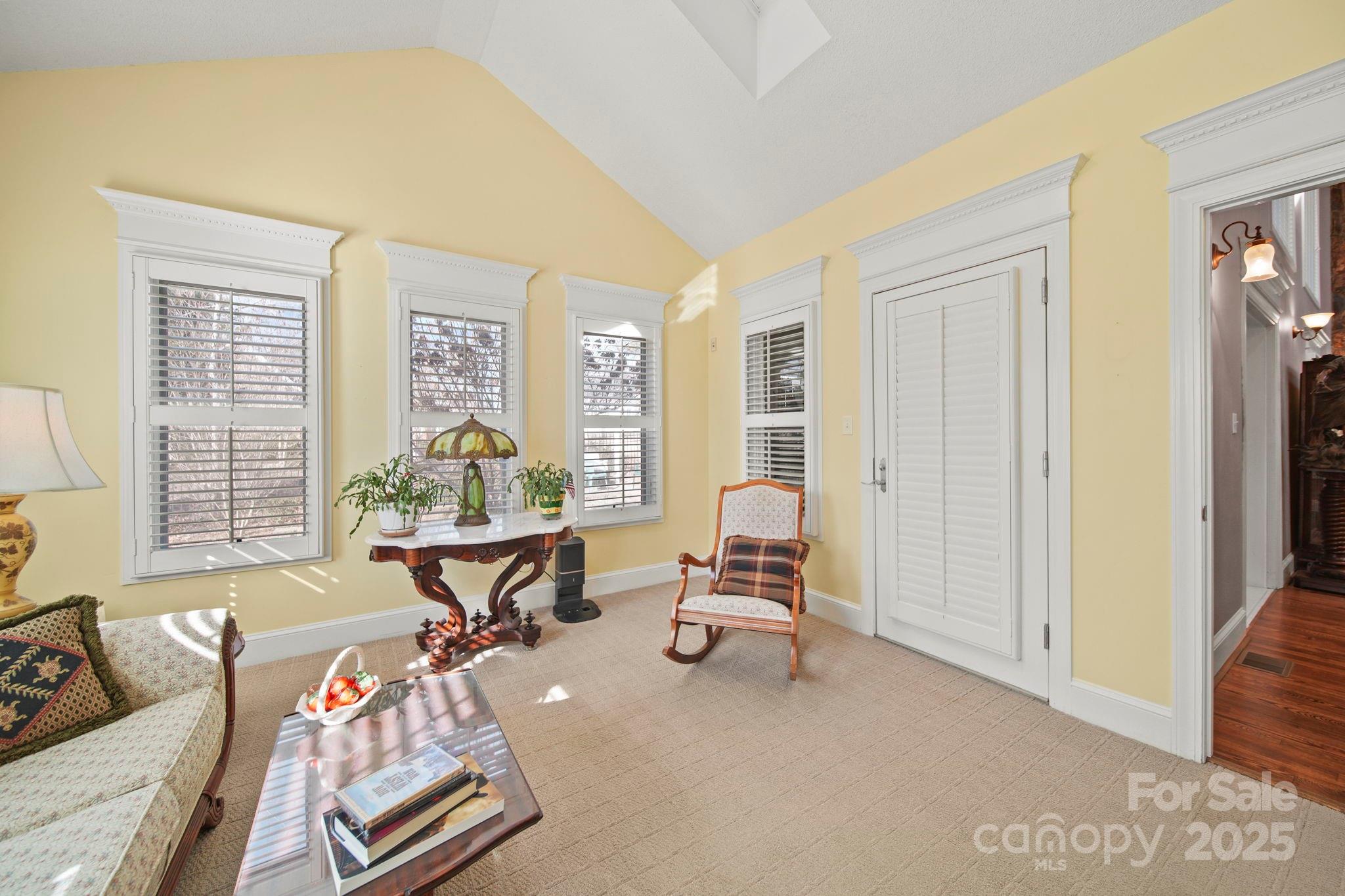 College Place - Residential