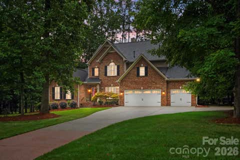 Photo of 5630 Turkey Oak Drive, Charlotte, NC 28227 (MLS # 4406060)