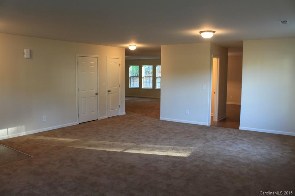 Oakview Commons - Residential