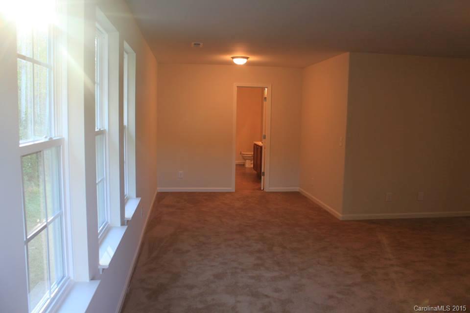 Oakview Commons - Residential