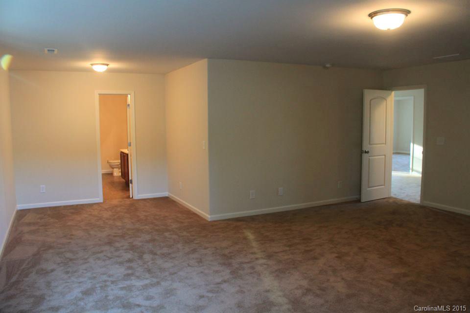 Oakview Commons - Residential