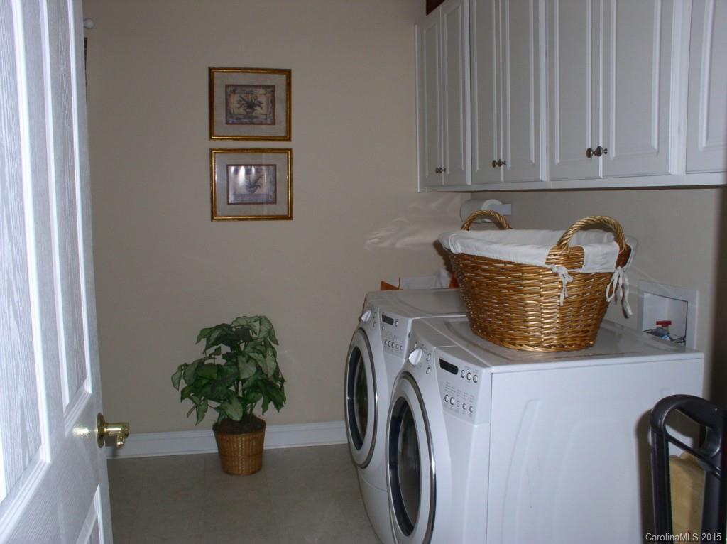 Hunter Oaks - Residential