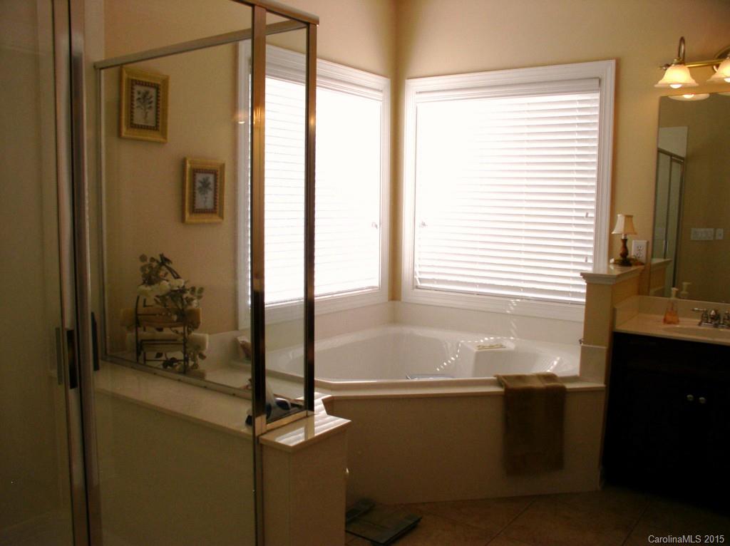Hunter Oaks - Residential