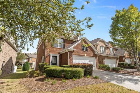 Photo of 15627 Canmore Street, Charlotte, NC 28277 (MLS # 4311916)