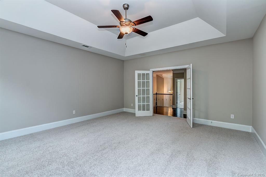 The Coves On River Oaks - Residential