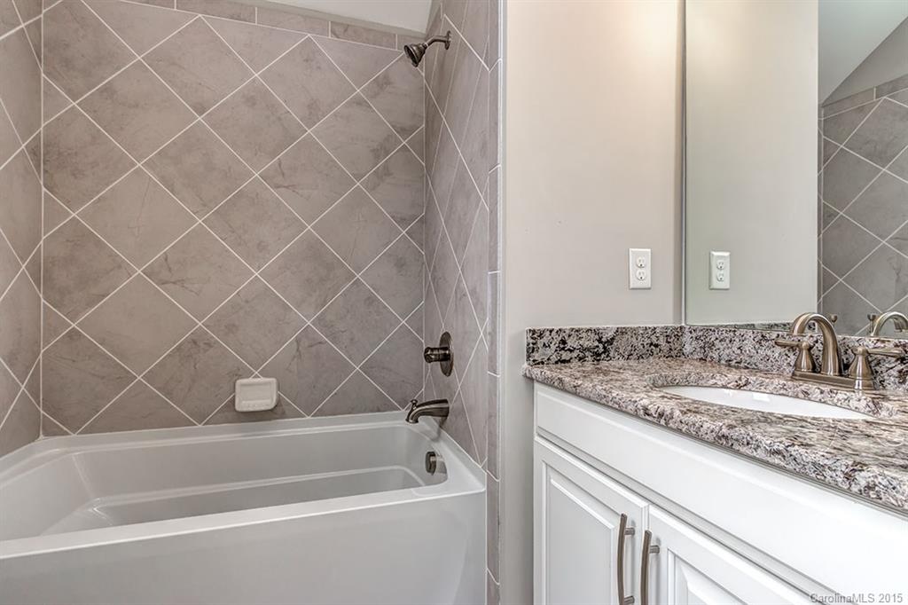 The Coves On River Oaks - Residential