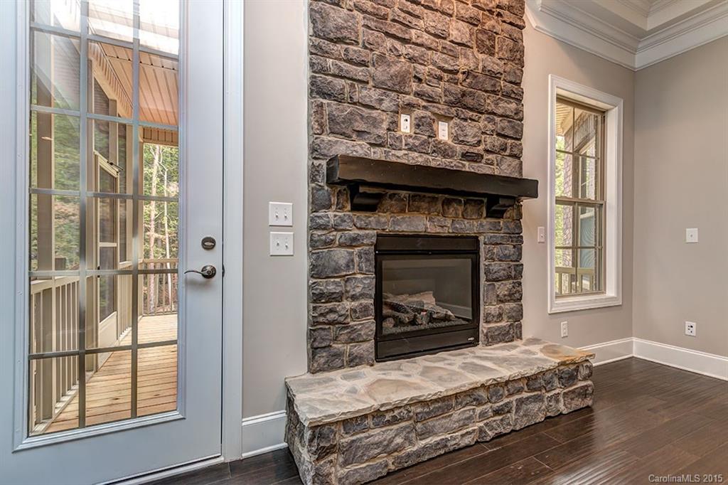 The Coves On River Oaks - Residential