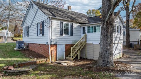 A home in Hickory