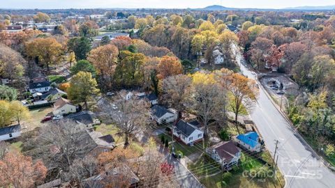 A home in Hickory