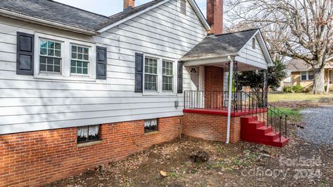 A home in Hickory