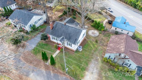 A home in Hickory