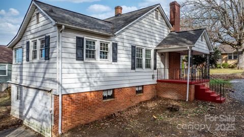 A home in Hickory