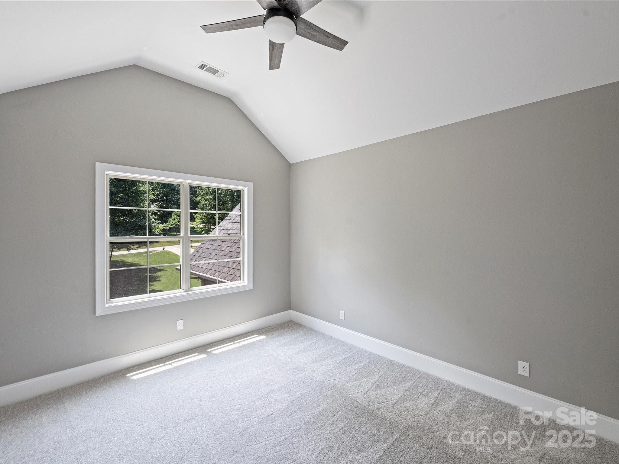 The Coves on River Oaks - Residential