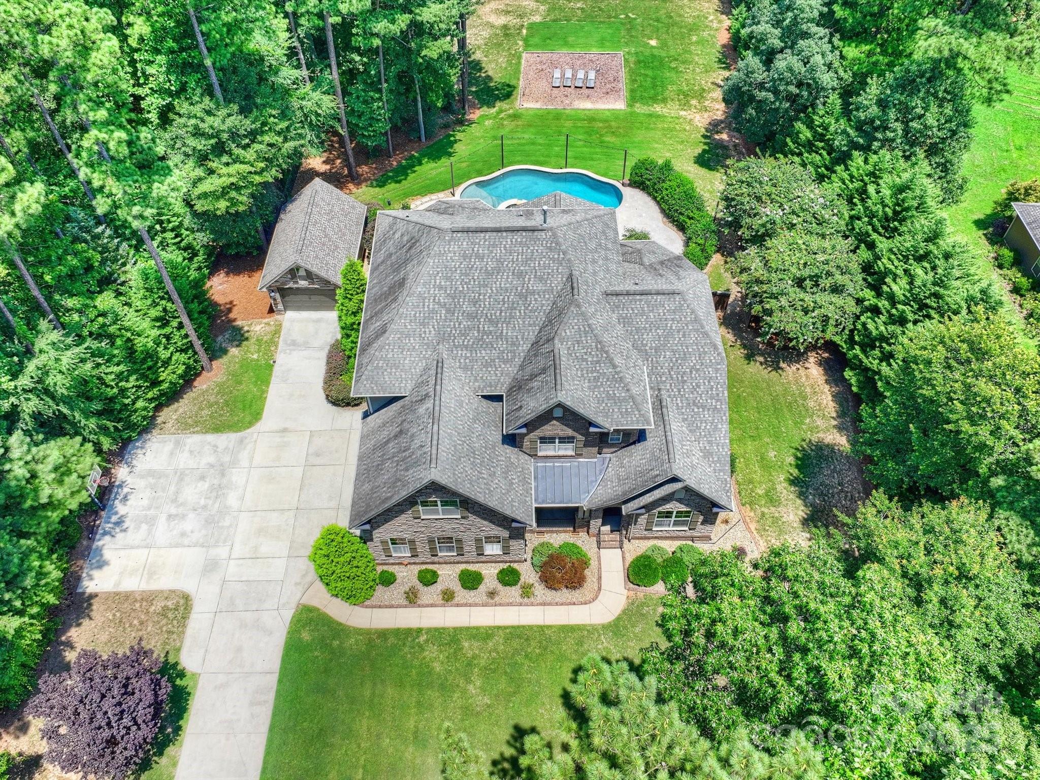 The Coves on River Oaks - Residential