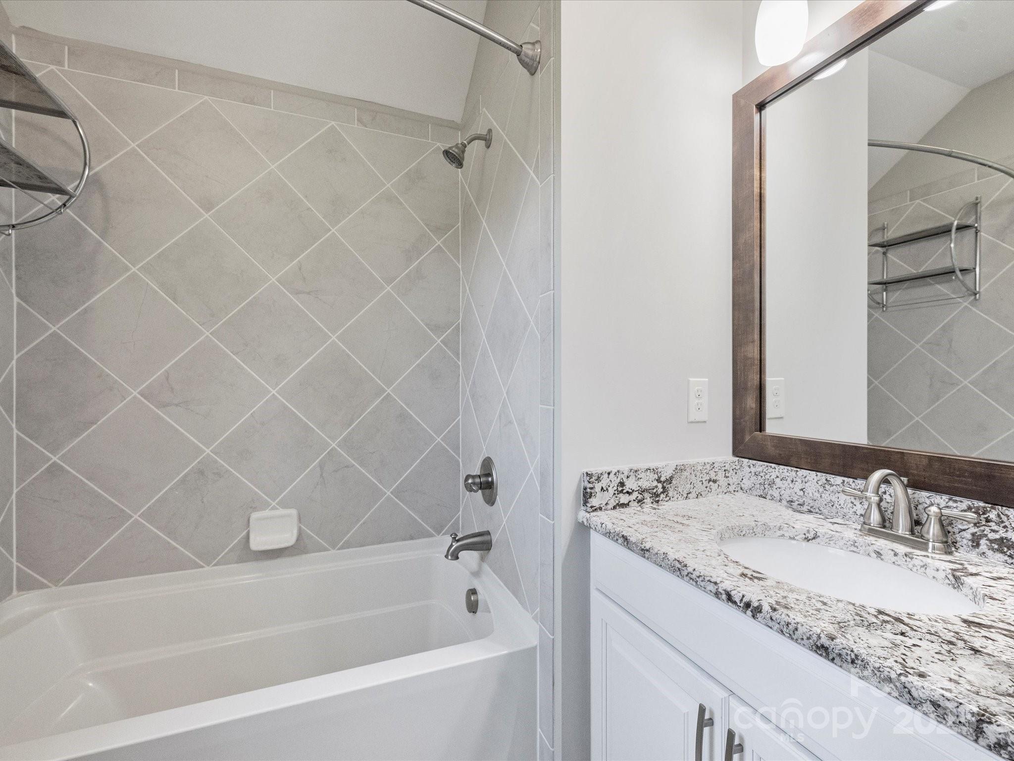 The Coves on River Oaks - Residential