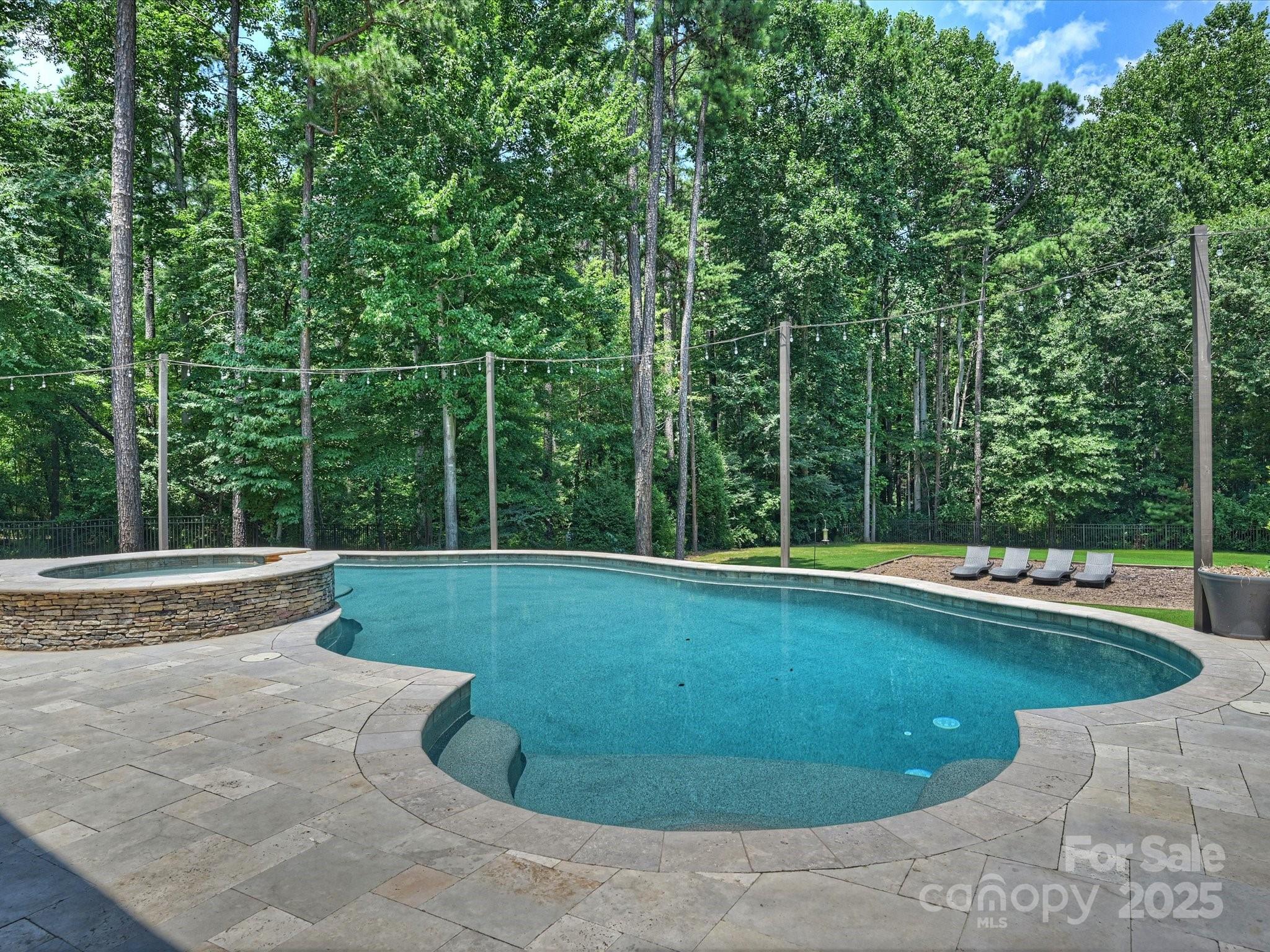 The Coves on River Oaks - Residential