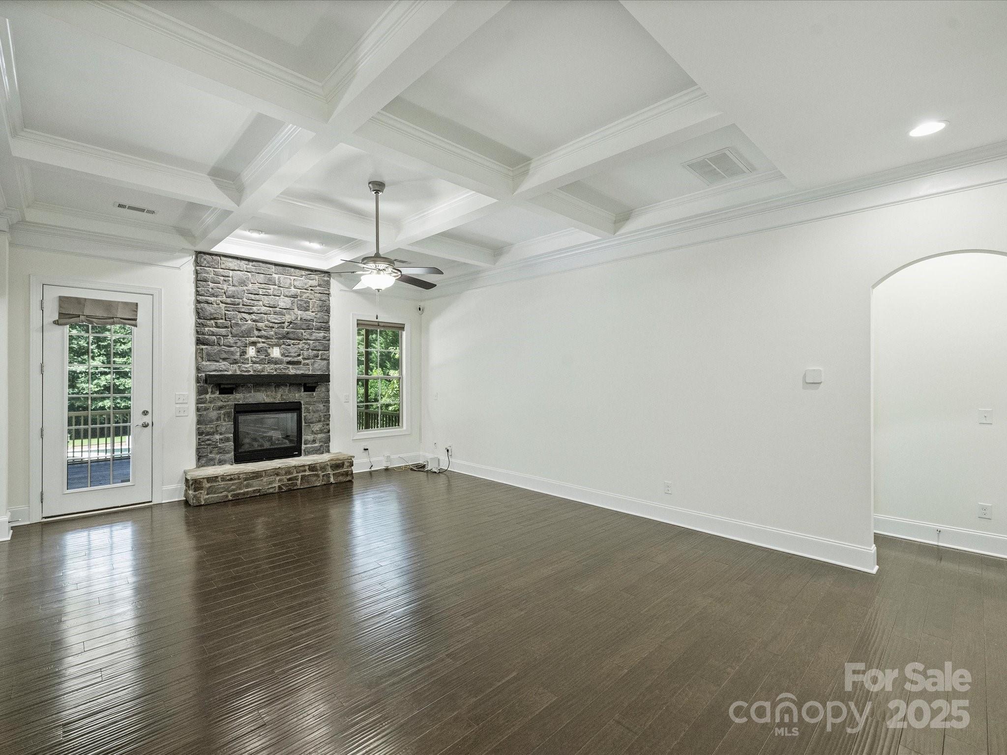 The Coves on River Oaks - Residential