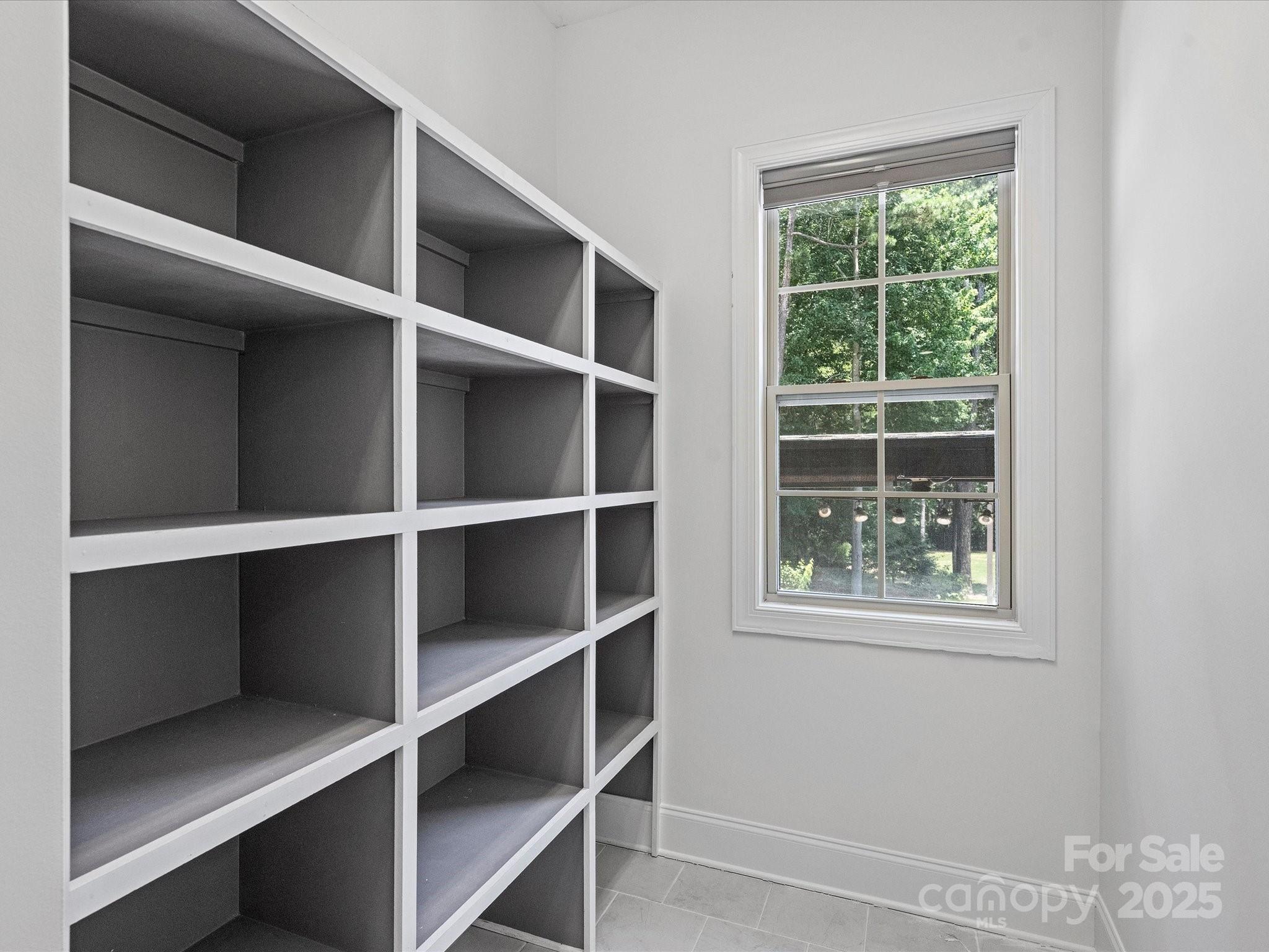 The Coves on River Oaks - Residential