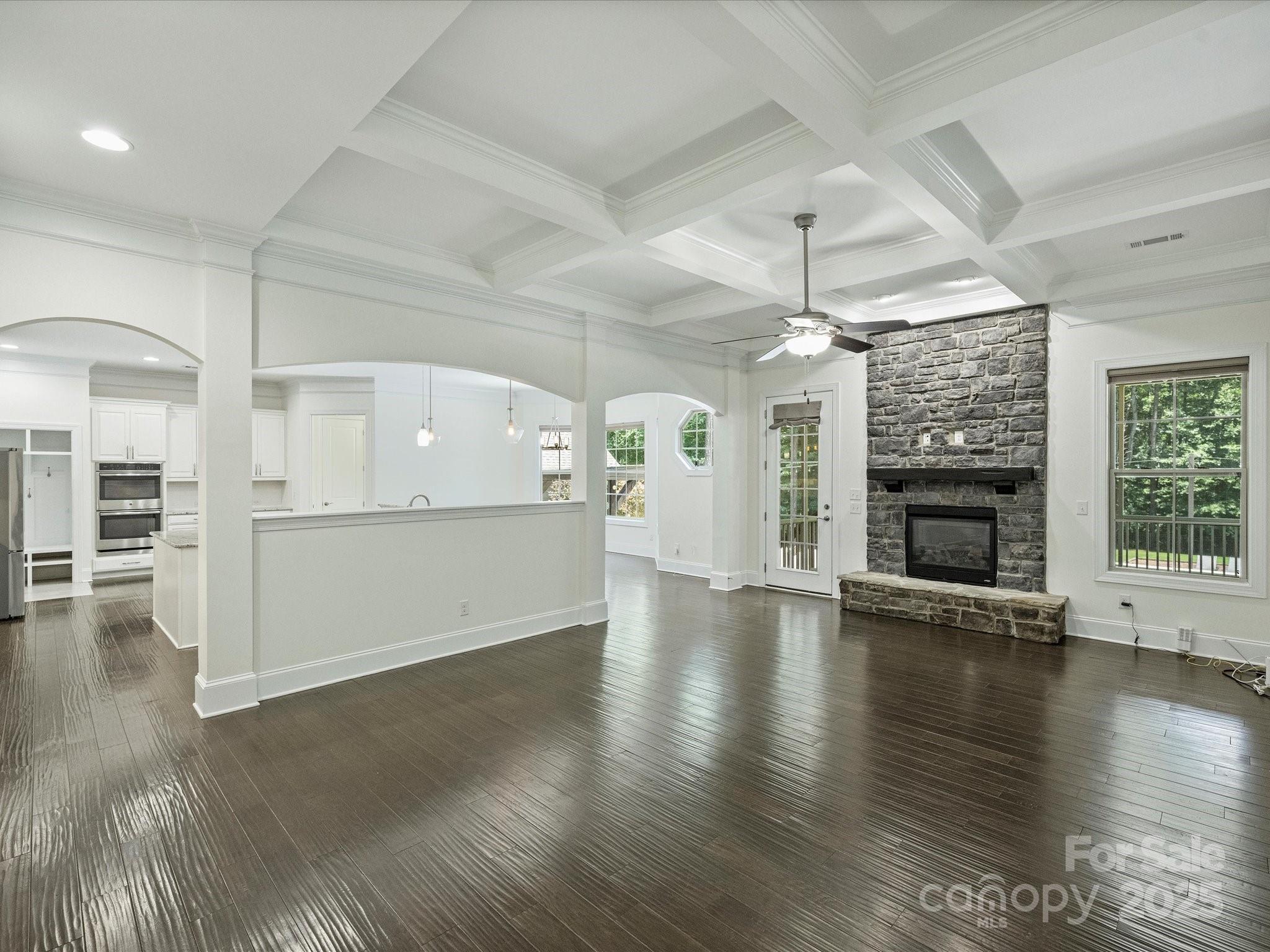 The Coves on River Oaks - Residential