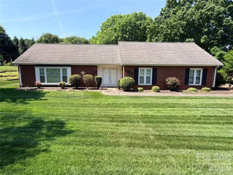 Photo of 1020 Longreen Drive #50a, Kernersville, NC 27284 (MLS # 4379310)