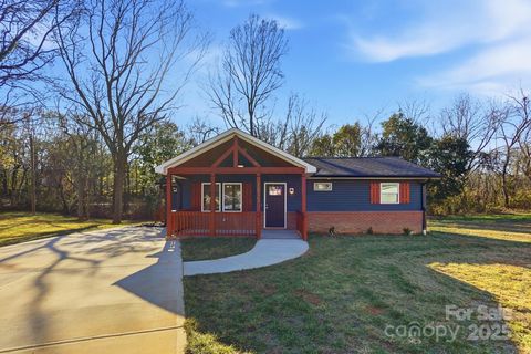 1015 W 6th Avenue B Avenue Gastonia NC 28052