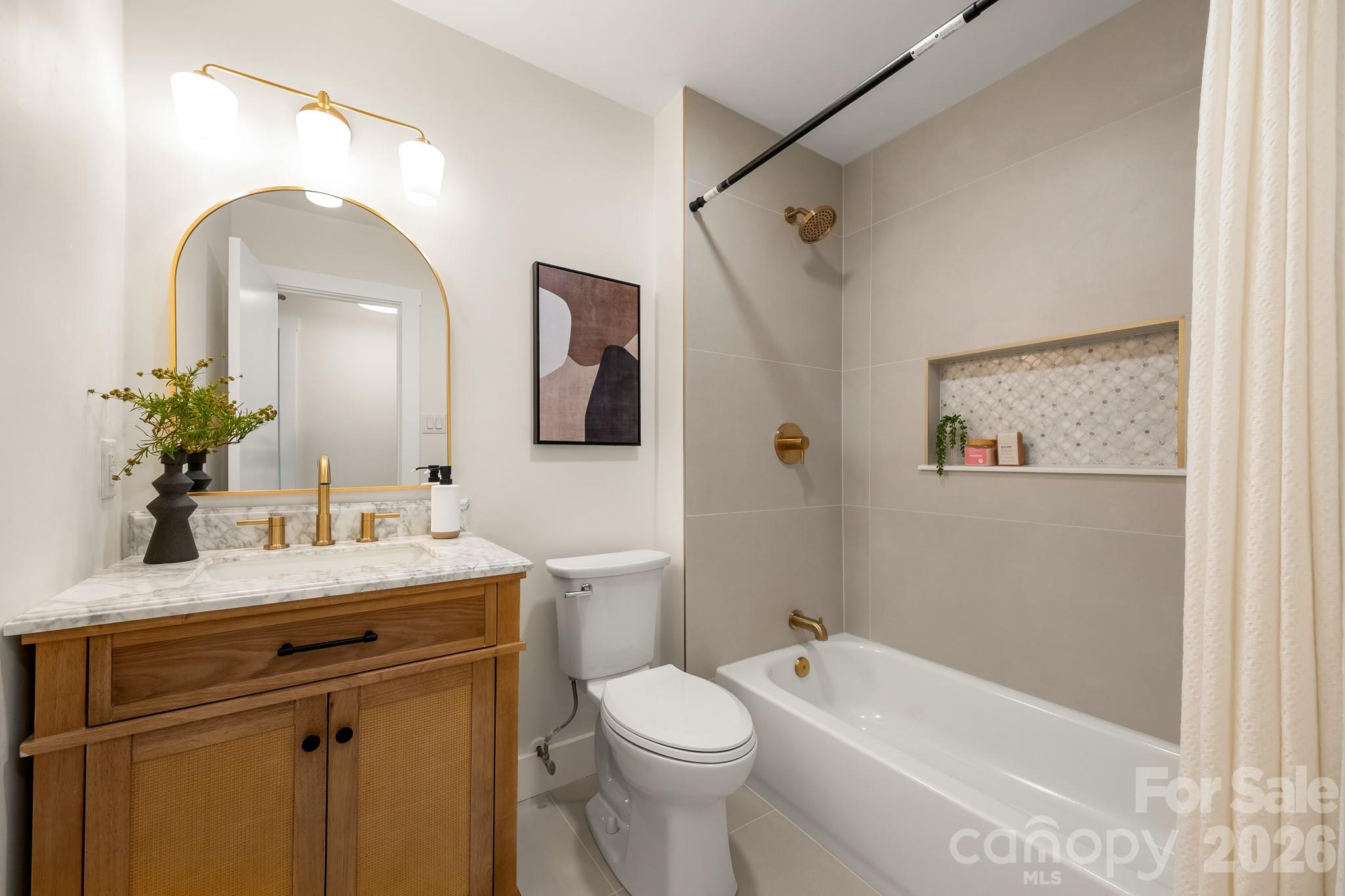 Mcclintock Woods - Residential