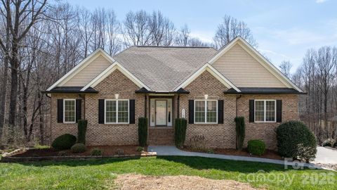 1158 Waterford Drive Hickory NC 28602
