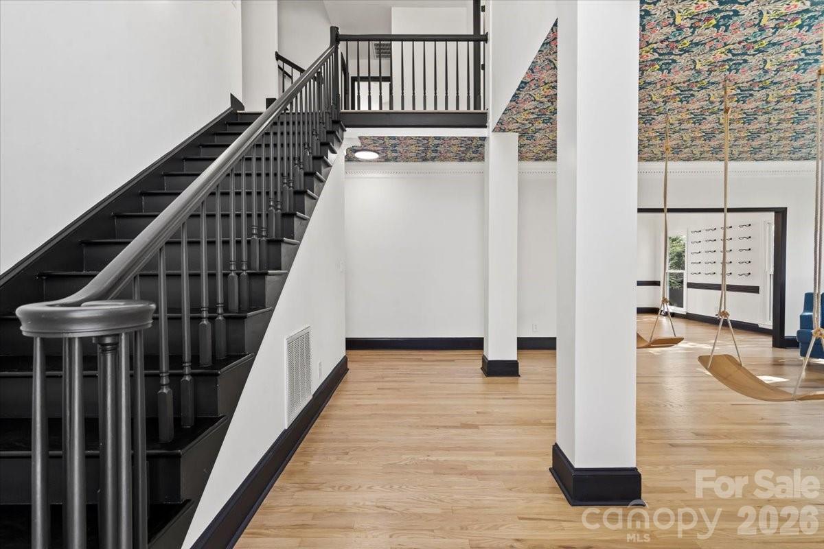 11917 Shady Oak Court