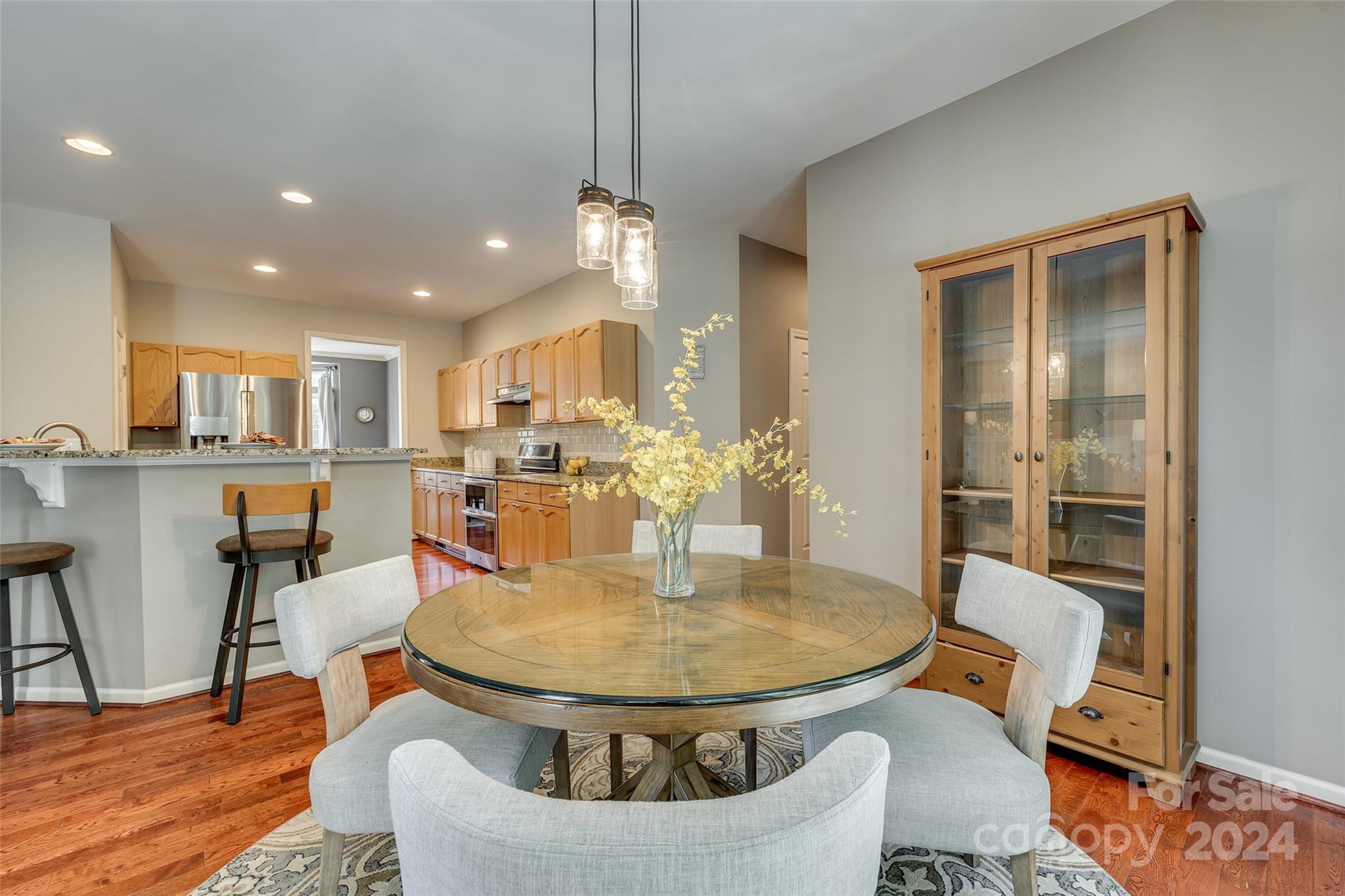 Knightsbridge - Residential