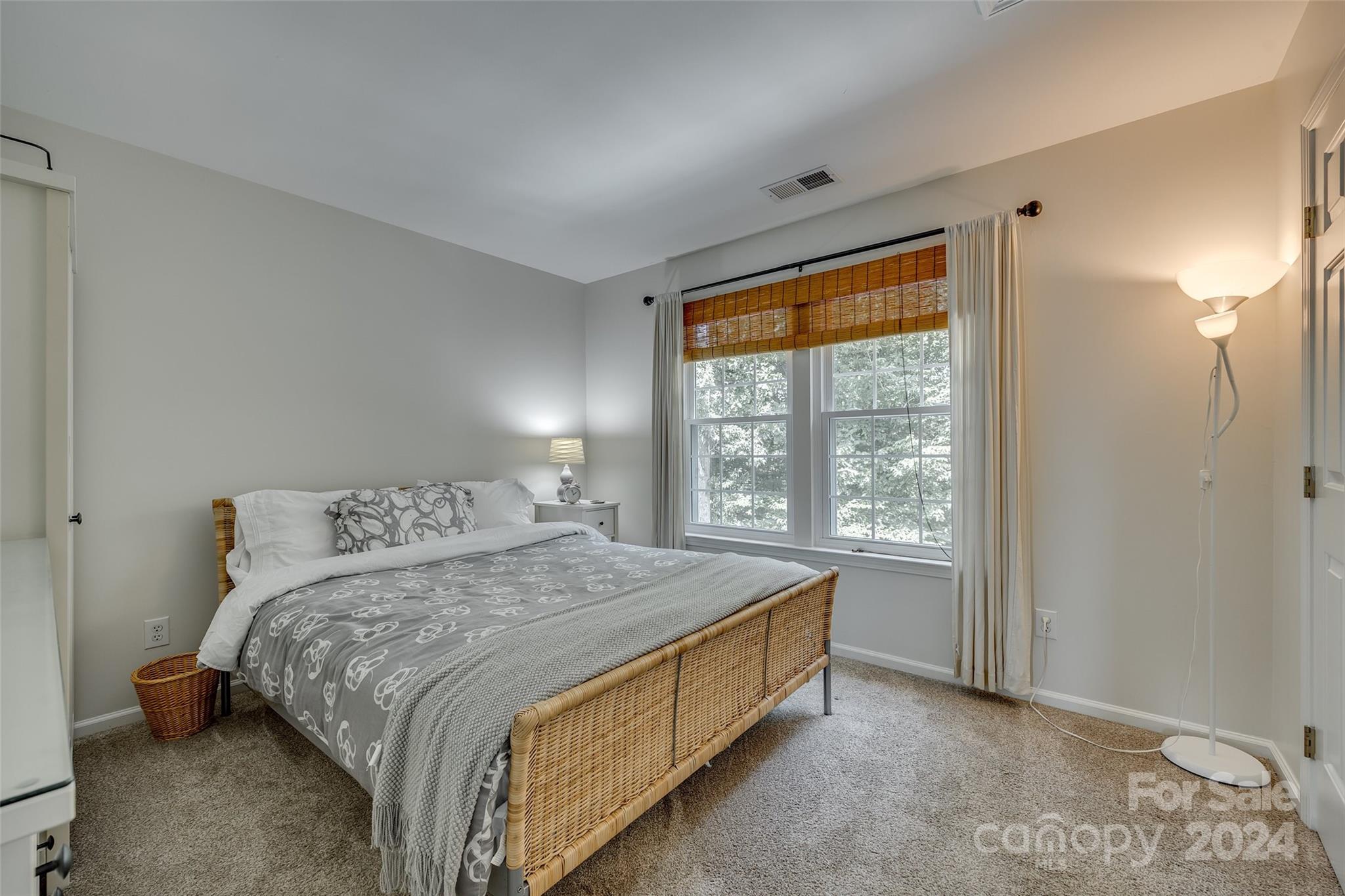 Knightsbridge - Residential