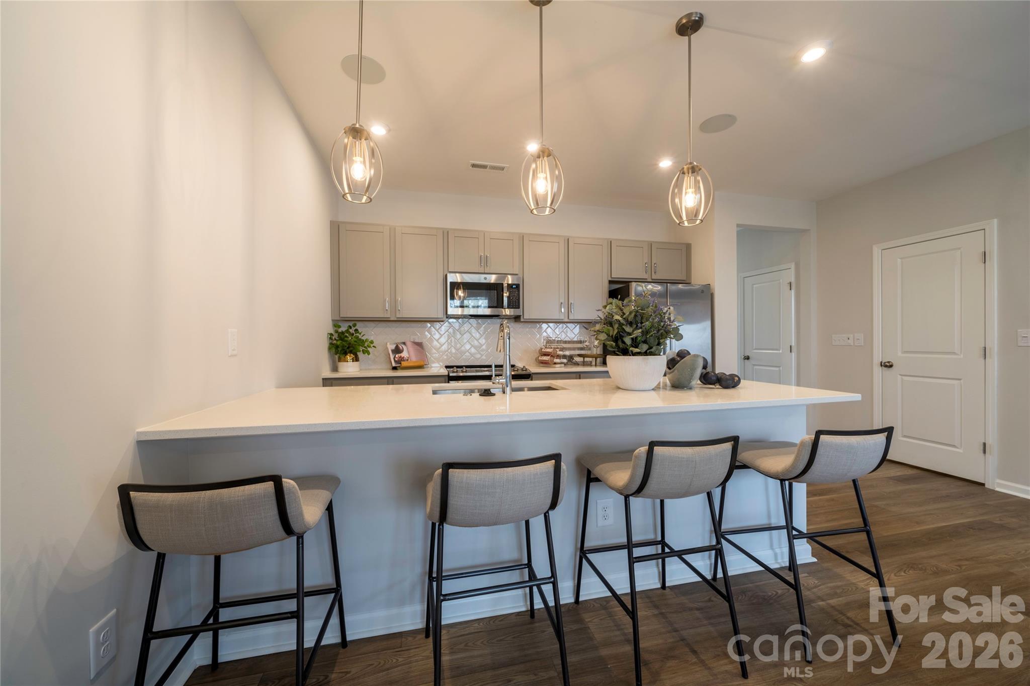 Fifteen 15 Cannon - Residential