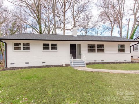 2025 Birchcrest Drive Charlotte NC 28205