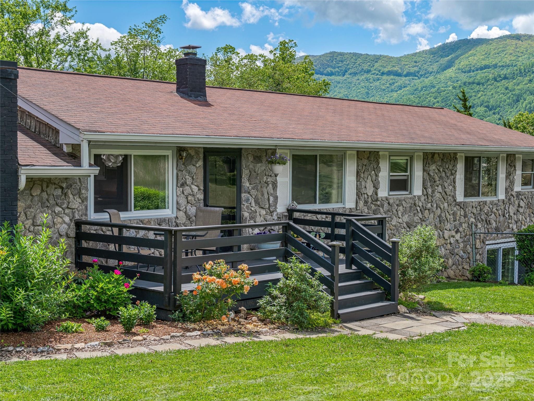 143 Mountain Crest Road