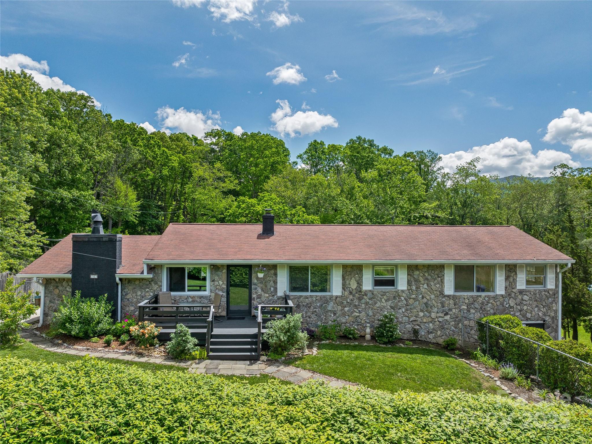 143 Mountain Crest Road