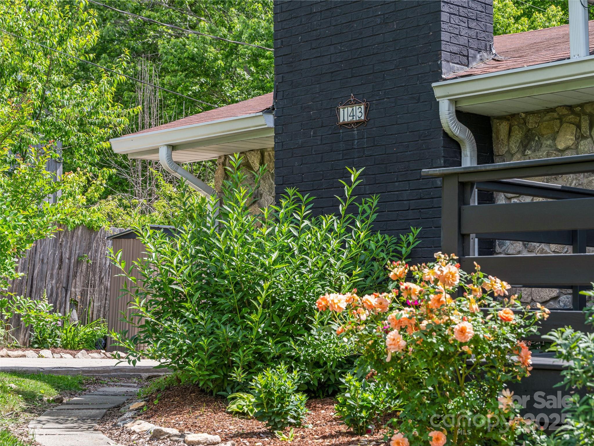 143 Mountain Crest Road
