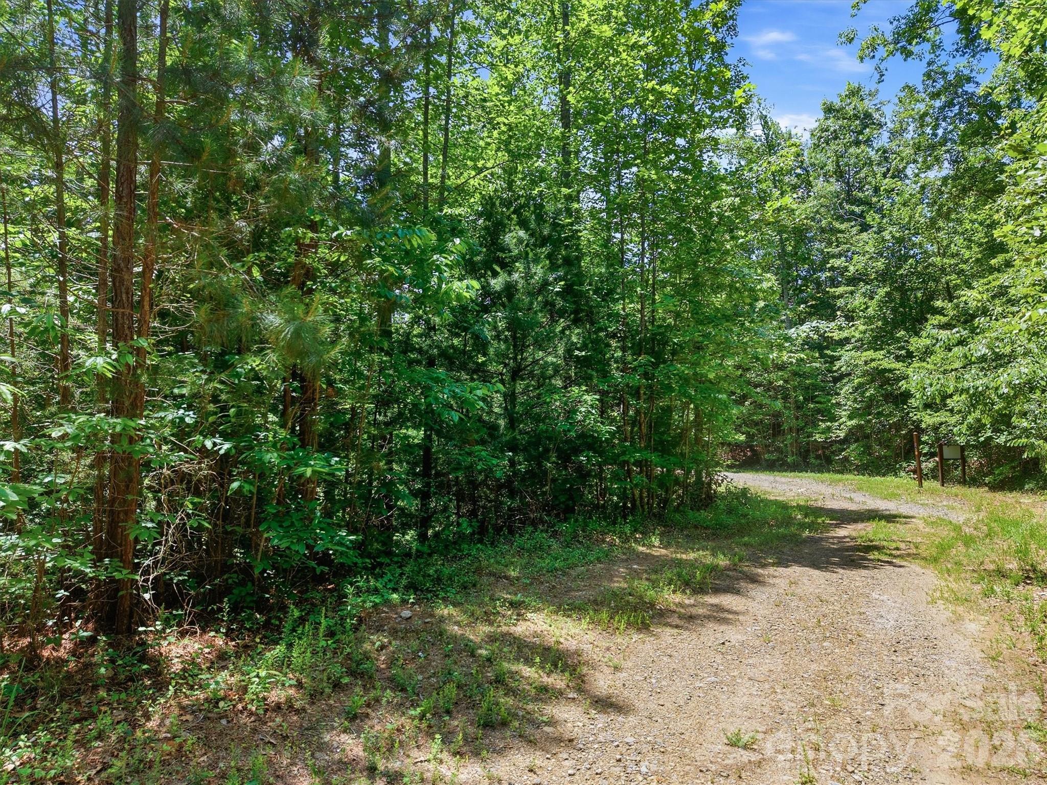 602 Low Valley Way 602