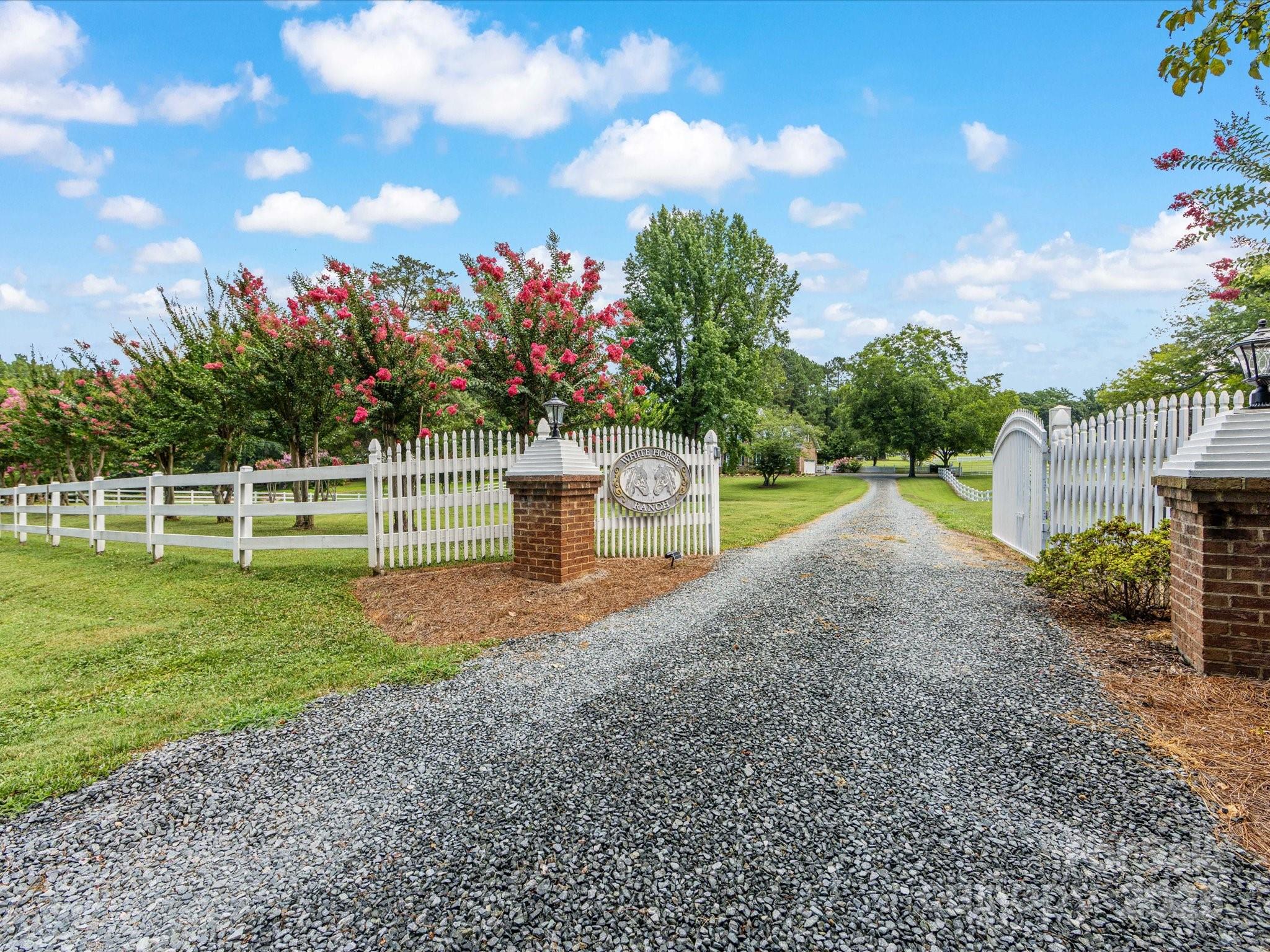11215 Idlewild Road