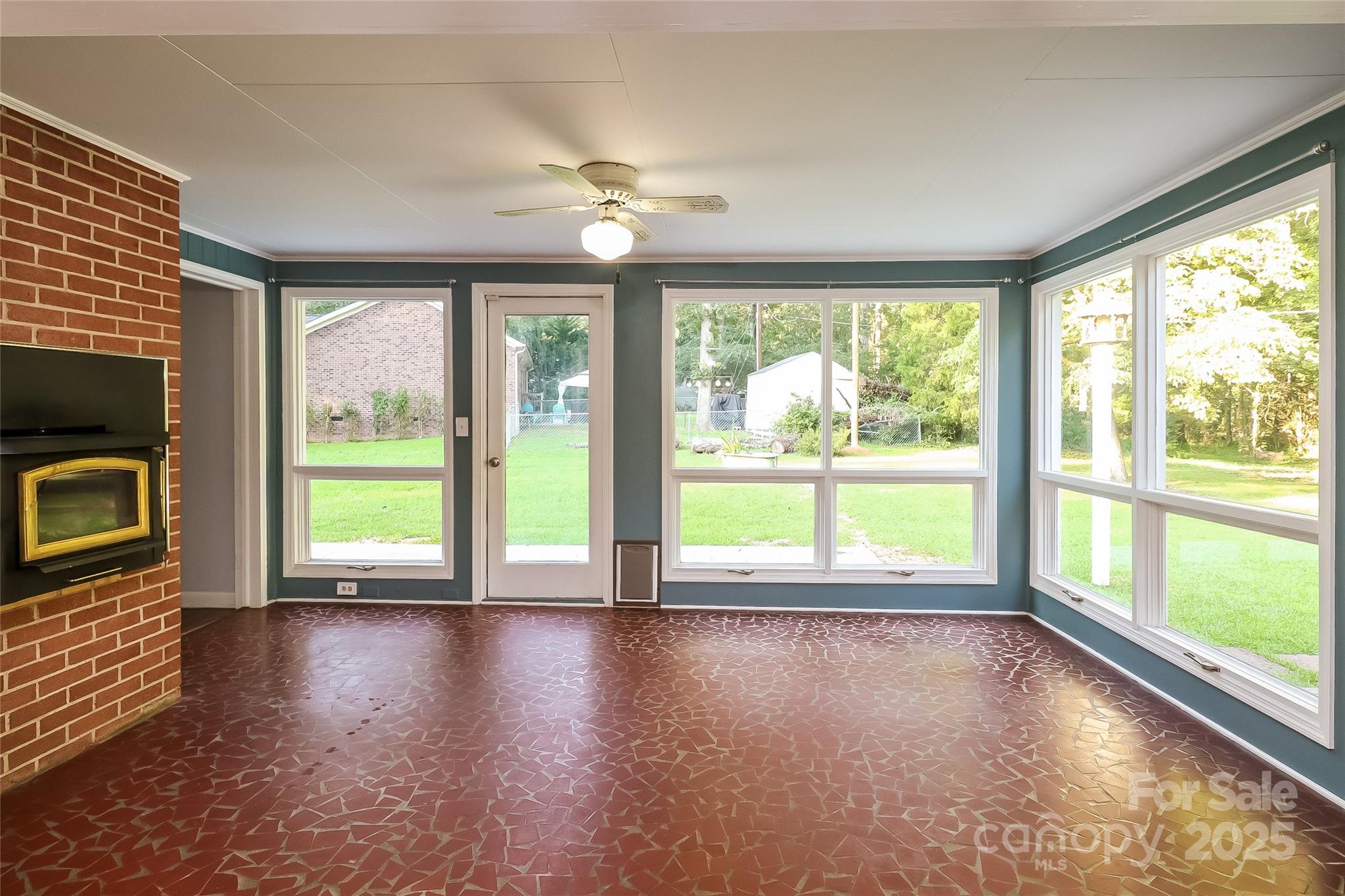 Lake View - Residential