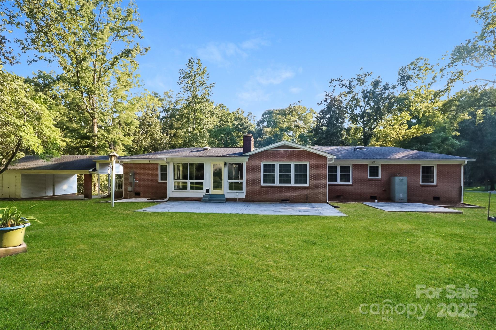 Lake View - Residential