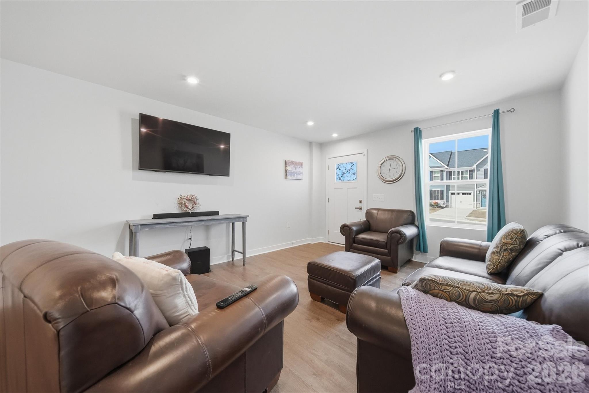 SMITH VILLAGE - Residential