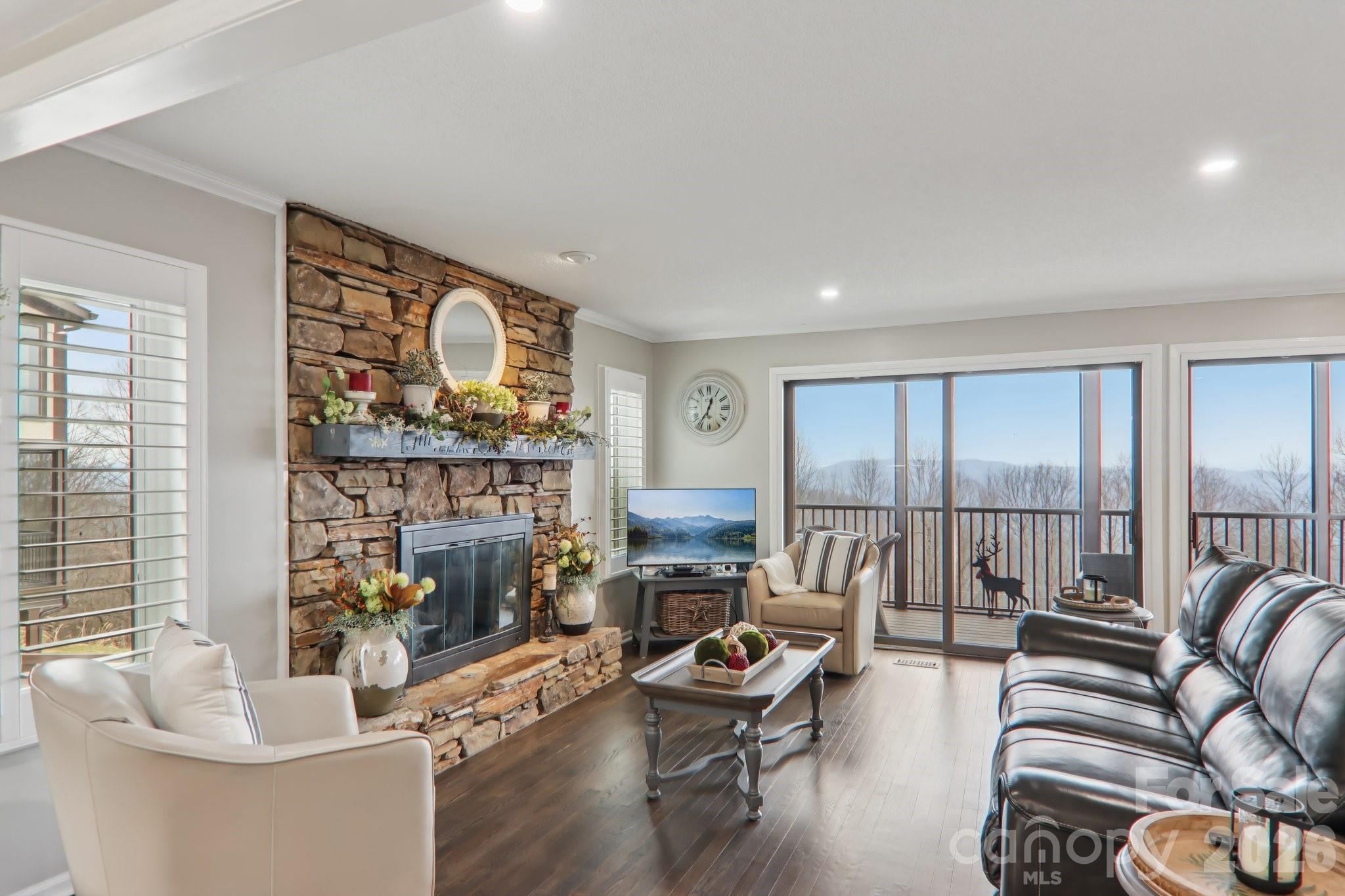 1601 Fleetwood Plaza