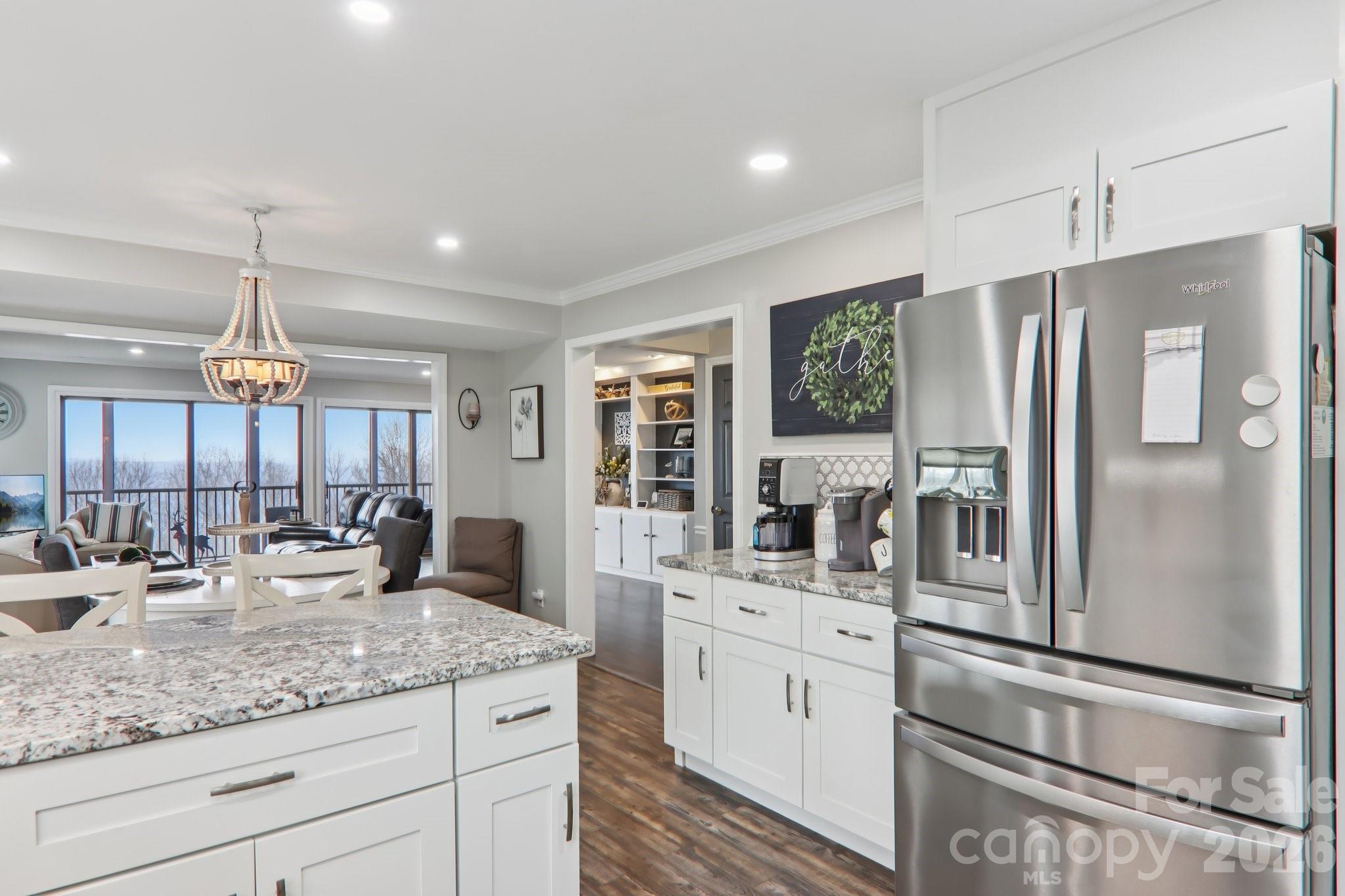 1601 Fleetwood Plaza