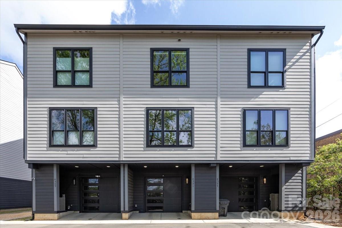 Bronson Square - Residential