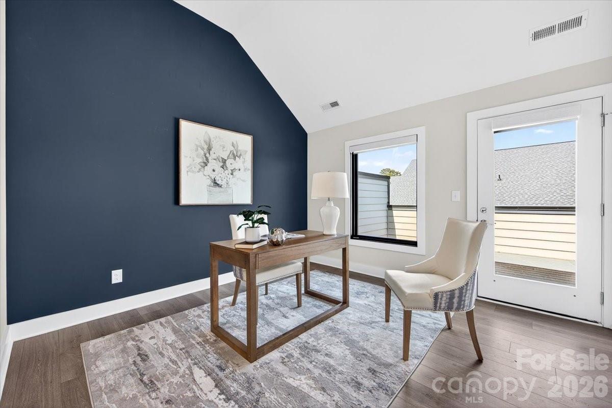 Bronson Square - Residential