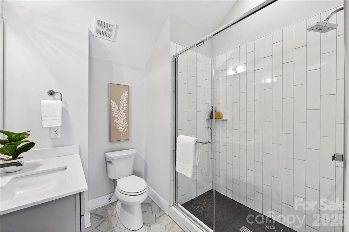 Bronson Square - Residential