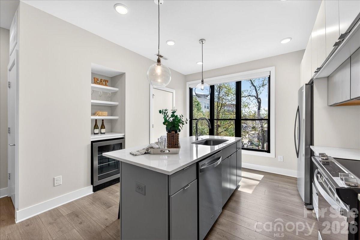 Bronson Square - Residential